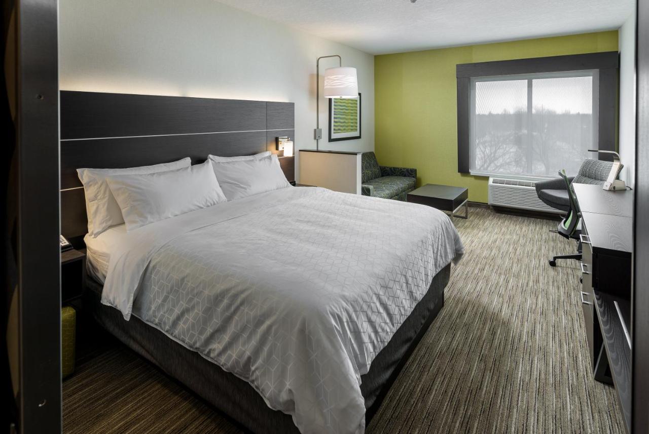 Holiday Inn Express & Suites - Brandon By Ihg المظهر الخارجي الصورة