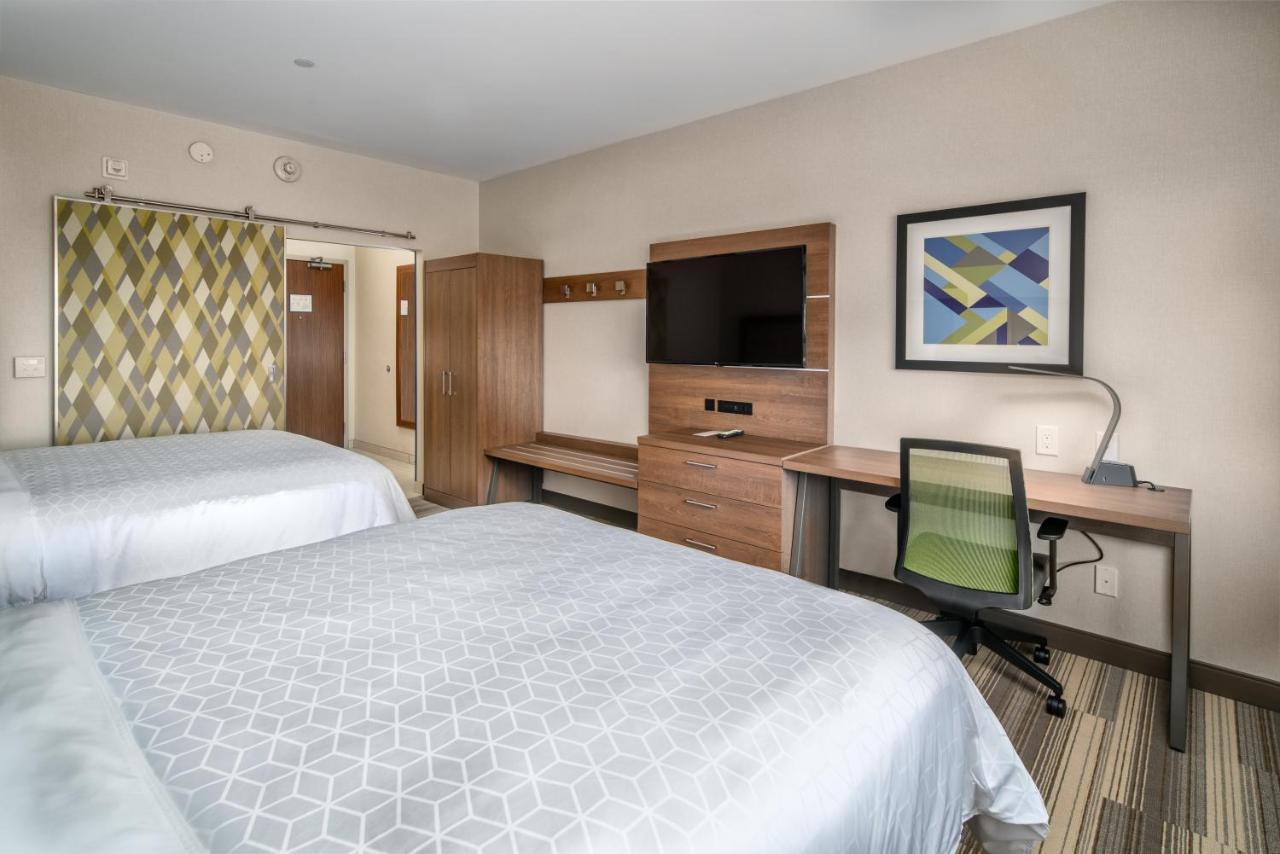 Holiday Inn Express & Suites - Brandon By Ihg المظهر الخارجي الصورة