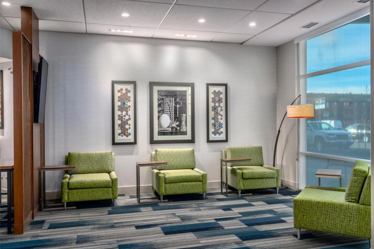Holiday Inn Express & Suites - Brandon By Ihg المظهر الخارجي الصورة