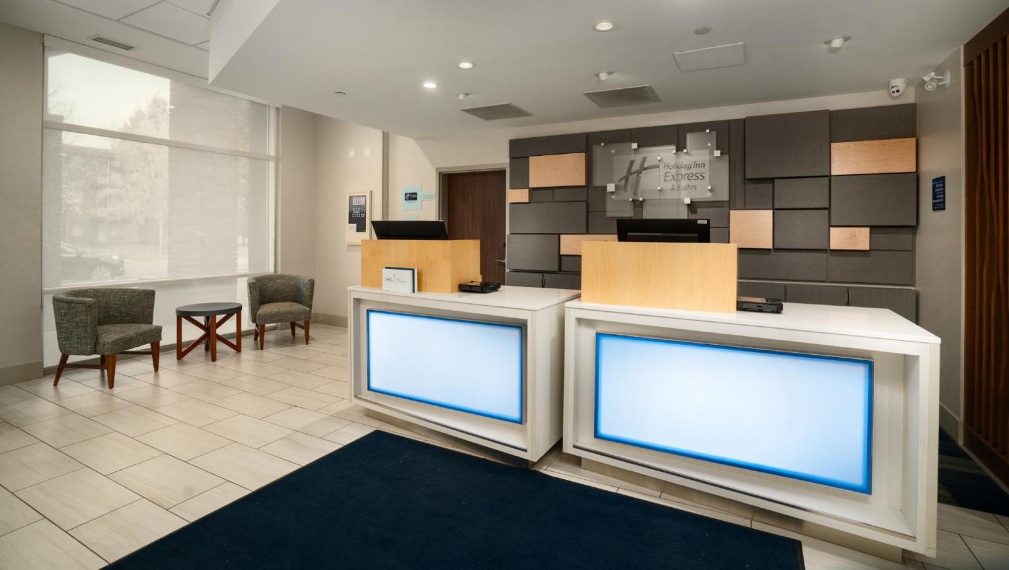 Holiday Inn Express & Suites - Brandon By Ihg المظهر الخارجي الصورة